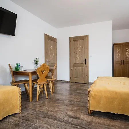 U Gawlaka - Z Jacuzzi I Widokiem Na Tatry ベッド・アンド・ブレックファスト 3*