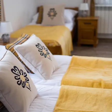 U Gawlaka - Z Jacuzzi I Widokiem Na Tatry ベッド・アンド・ブレックファスト ムジャシフレ